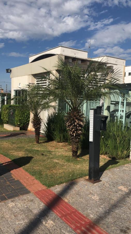 Apartamento Em Londrina Privado Com 2 Quartos De Casal Com Utensilios Garagem E Wifi Apartment Bagian luar foto